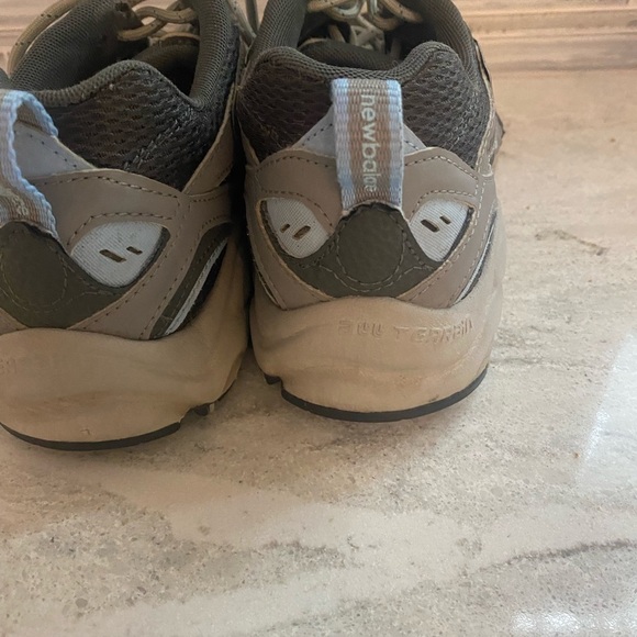 New Balance 460 Blue and Gray Athletic Shoes with Cushioned Support - Picture 5 of 7